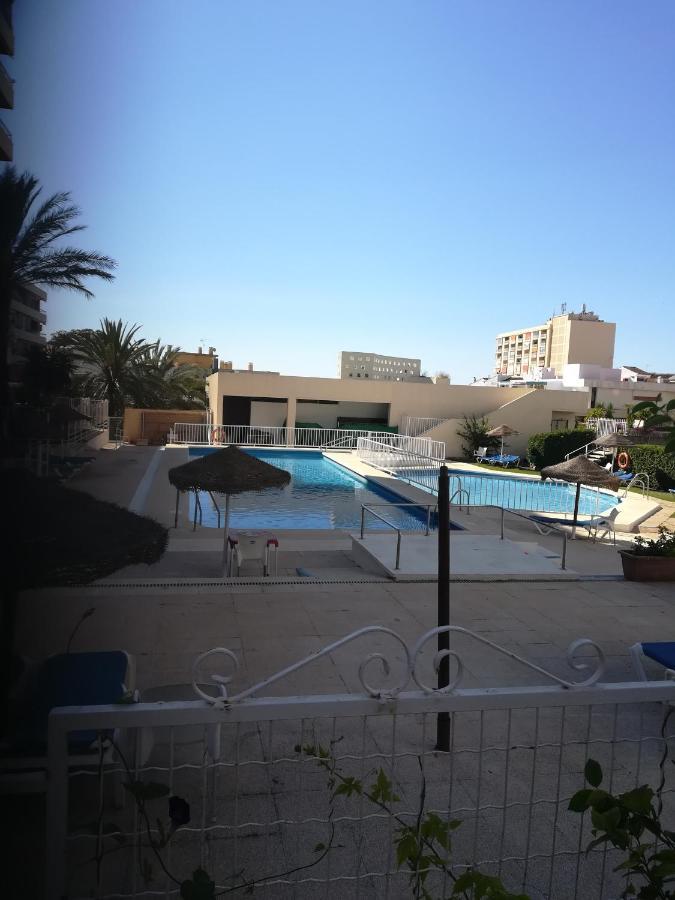 2 Dormitorios, 5 Personas, Piscinas, 10 Min Playa, Plaza La Nogalera Torremolinos Ngoại thất bức ảnh